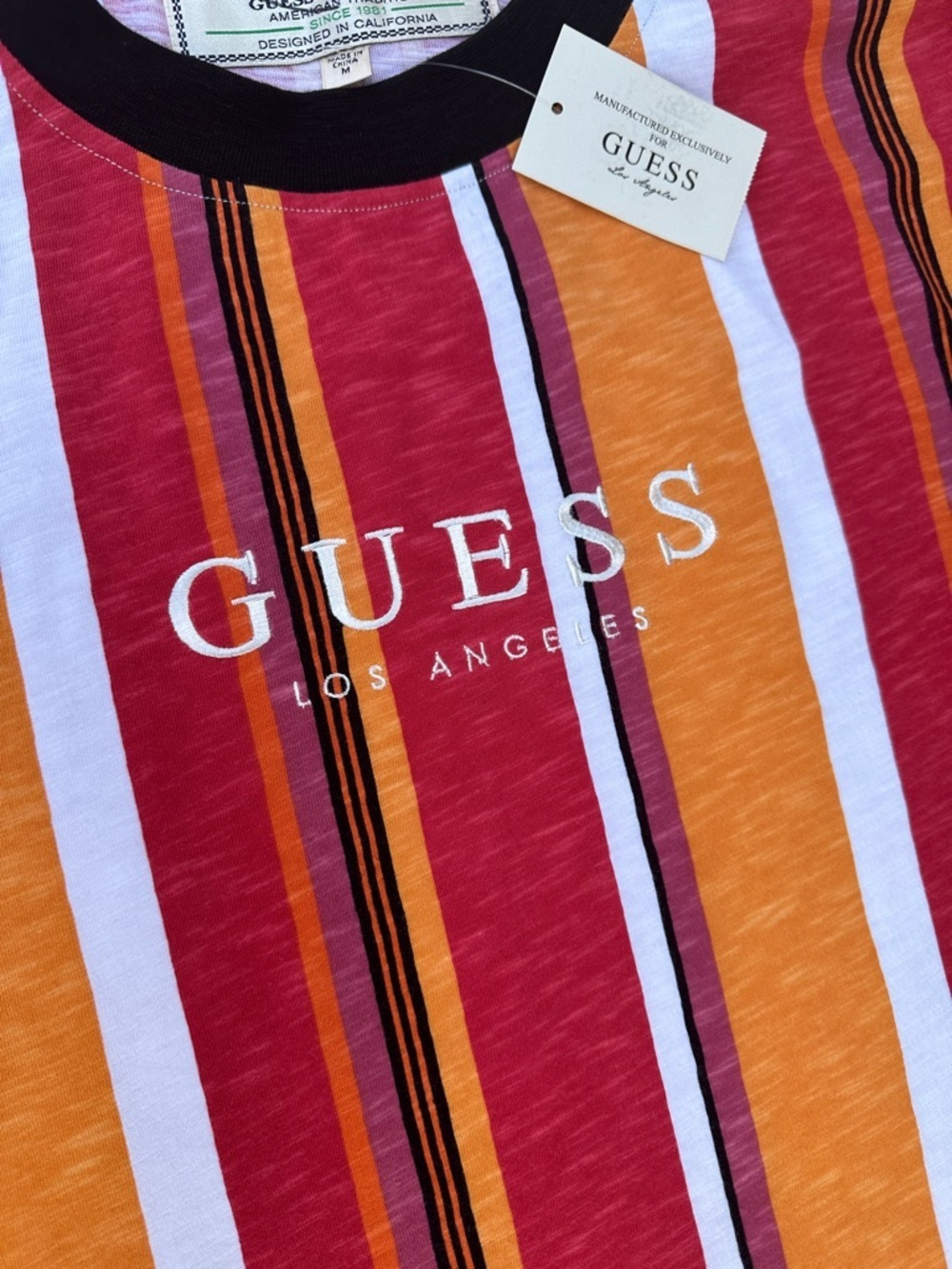 New GUESS ORIGINALS Men’s Red, Yellow & White Striped Logo Tee with Black Trim - Picture 6 of 8